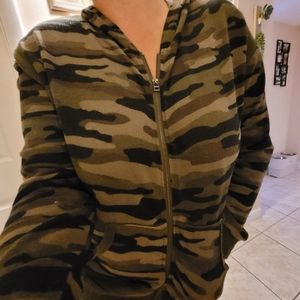 C&C California Zip Up Stretchy Camouflage Sweater with Hoodie Women's Size Large